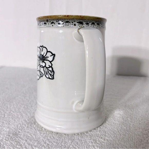 Vintage Capilano Vancouver British Columbia Canada Ceramic Stoneware Mug - Picture 4 of 13